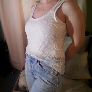 🥂5/$15🥂 Lace floral top - M LAST CHANCE SALE!